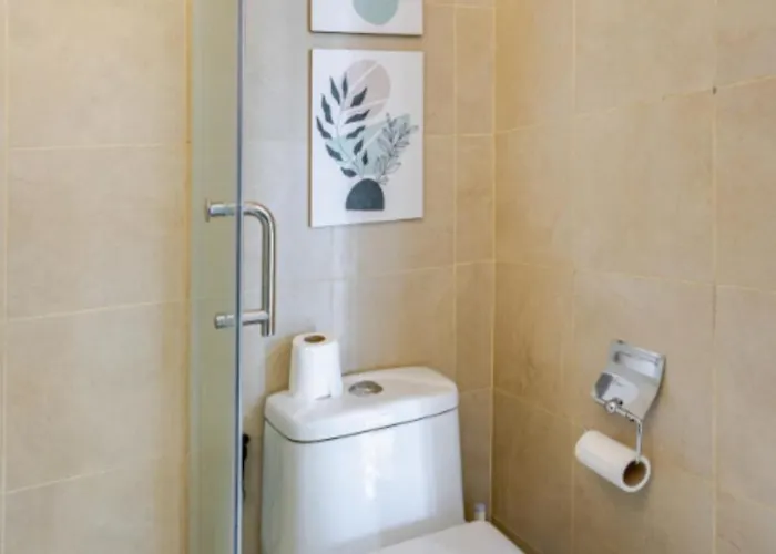 Incredible Makati Unit W Stunning View & 65 Tv 公寓 *
