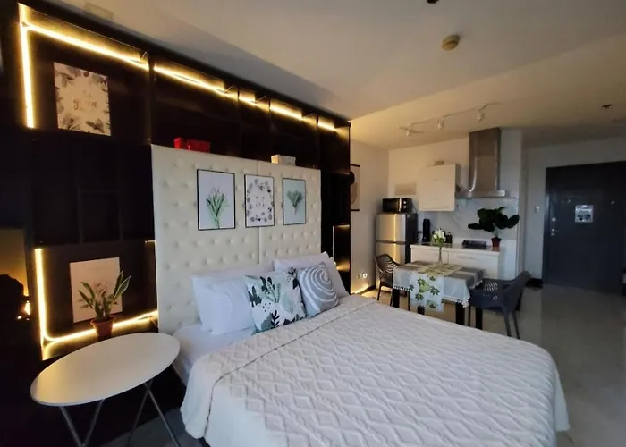 Incredible Makati Unit W Stunning View & 65 Tv 公寓
