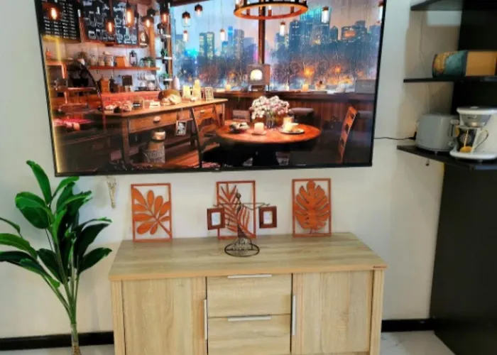 Incredible Makati Unit W Stunning View & 65 Tv * 马尼拉