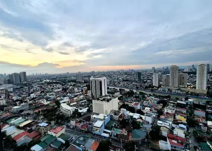 Incredible Makati Unit W Stunning View & 65 Tv 马尼拉