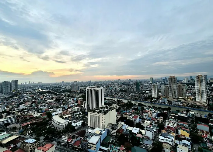 Incredible Makati Unit W Stunning View & 65 Tv 马尼拉